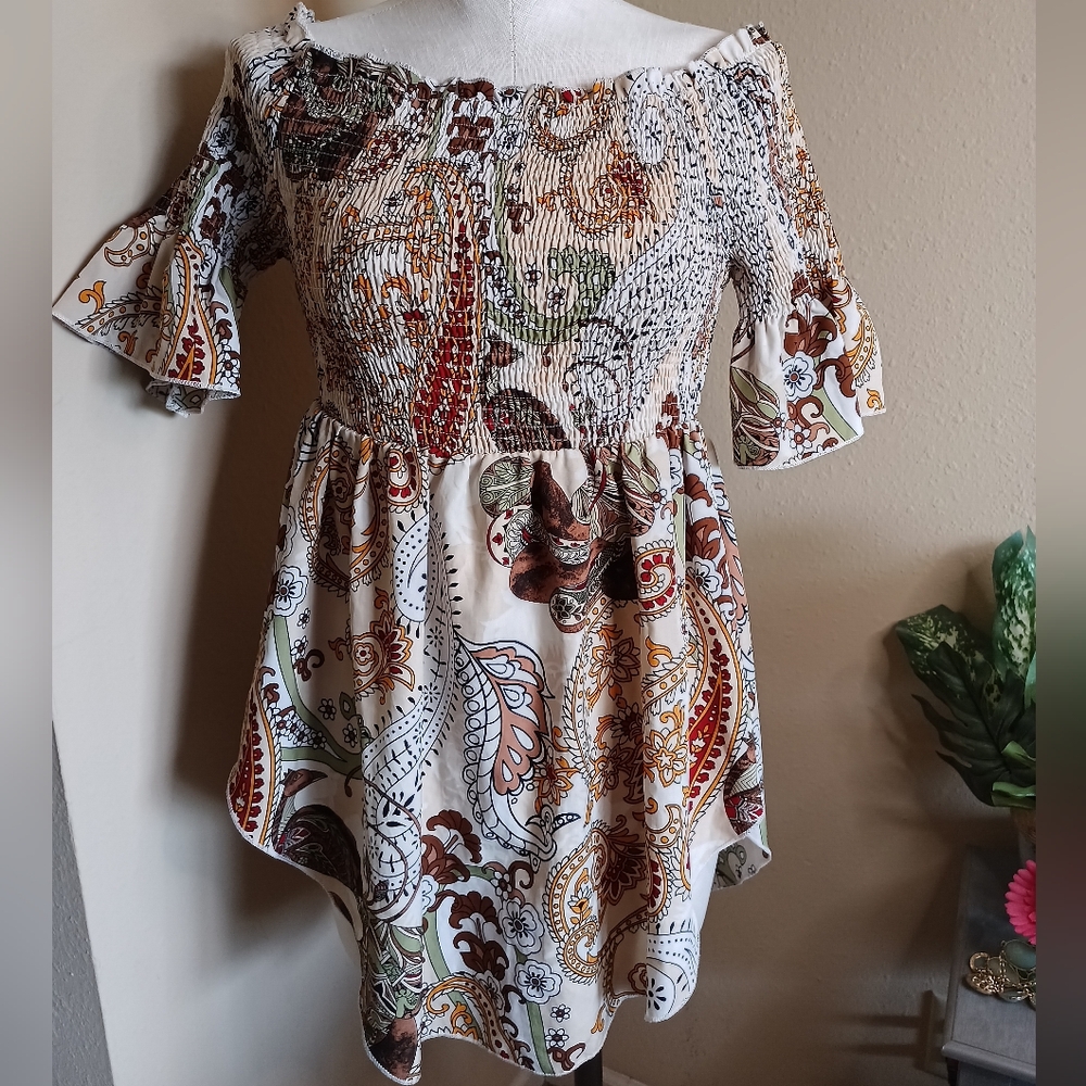 Floral Paisley Off-Shoulder Top Sz Medium